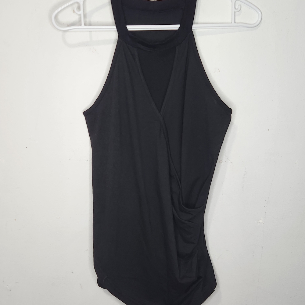 Cupshe Black Sleeveless Wrap Top with Minimal Silhouette